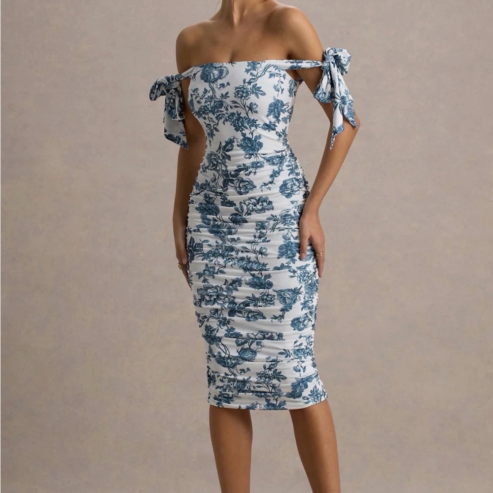 Club L London White with Blue Porcelain Floral Print Bardot Bodycon Midi Dress - Picture 2 of 9